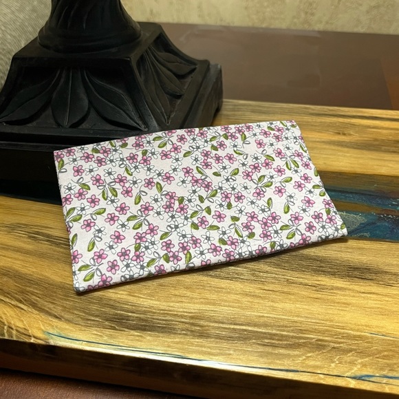 Flowers and Dots Cash Envelope/Receipt holder Fabric Handmade Wallet - Picture 2 of 4